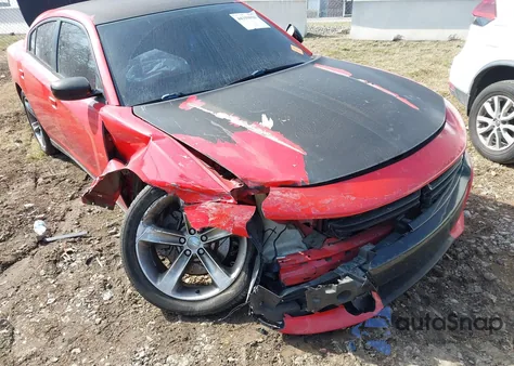 2015 Dodge Charger R/T z USA, uszkodzony, nr VIN 2C3CDXCT3FH754048